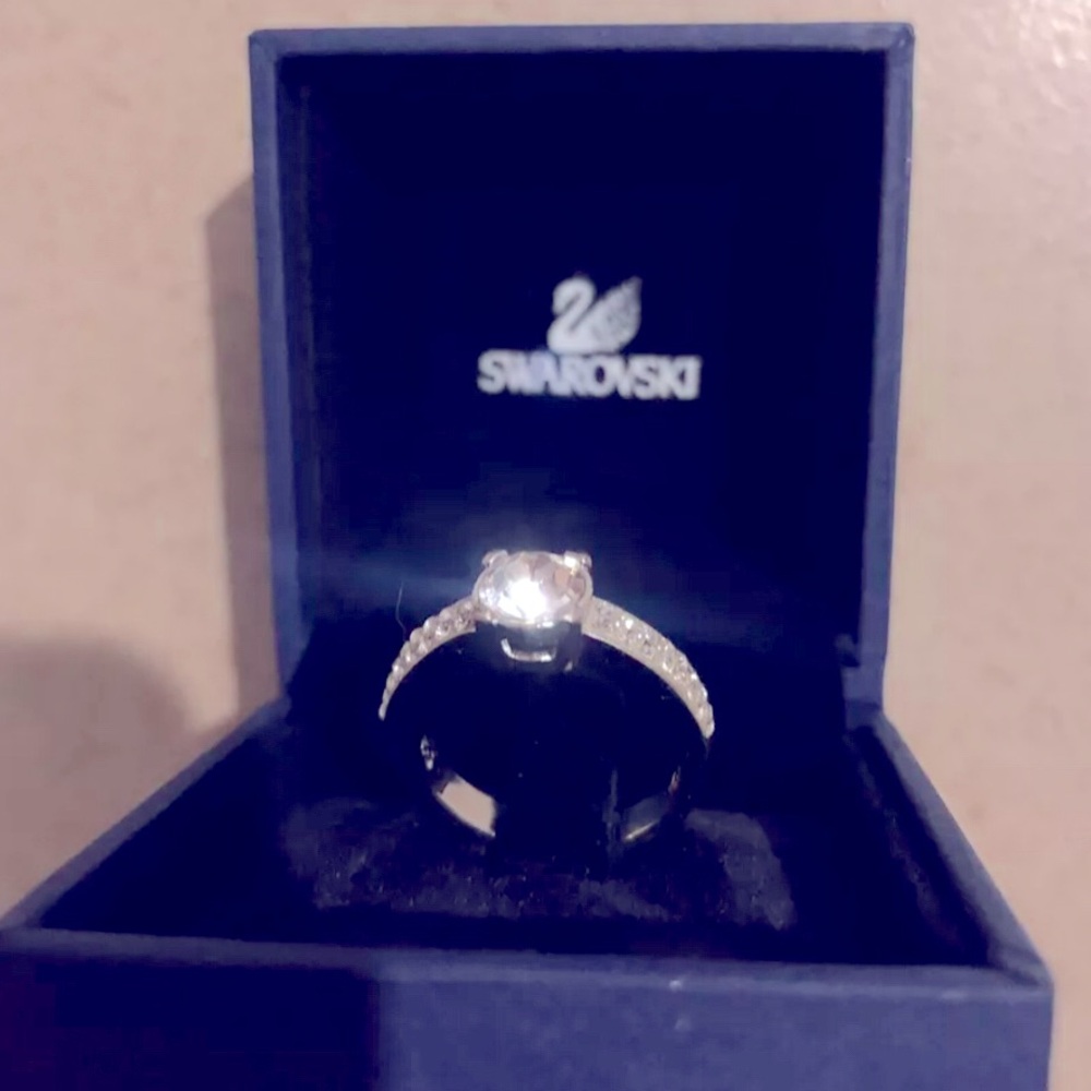 Swarovski Ring Round Cut Clear Diamond Solitaire Crystal Jewelry Engagement
